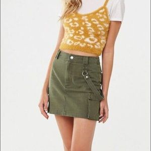 NWOT Forever 21 Cargo Skirt
